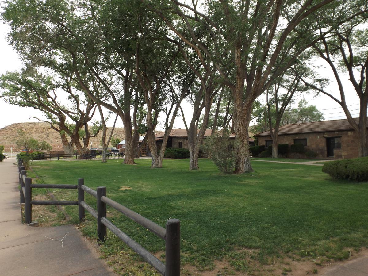 Thunderbird Lodge Chinle Buitenkant foto