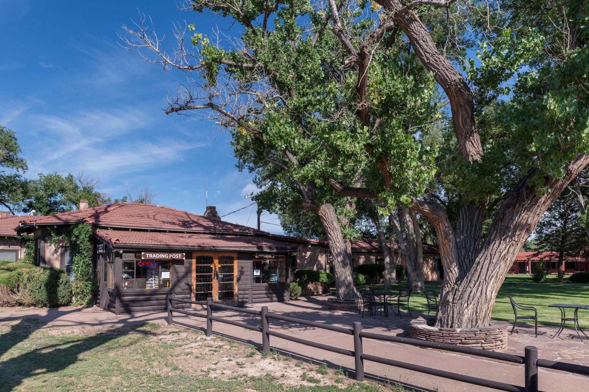 Thunderbird Lodge Chinle Buitenkant foto