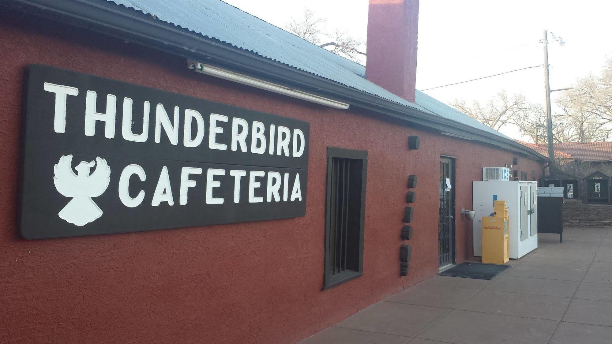 Thunderbird Lodge Chinle Buitenkant foto