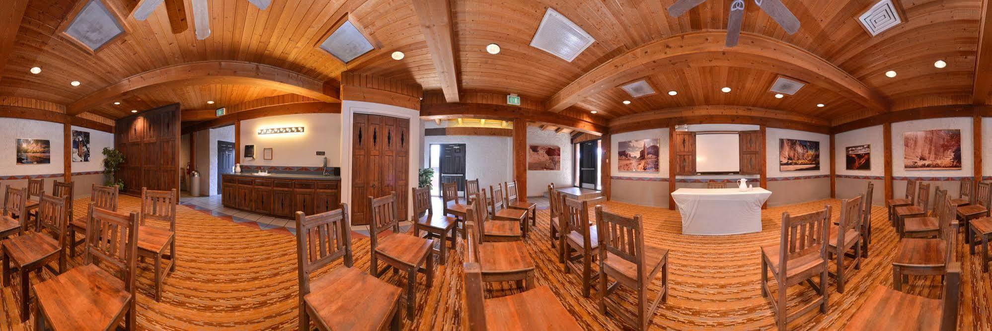 Thunderbird Lodge Chinle Buitenkant foto