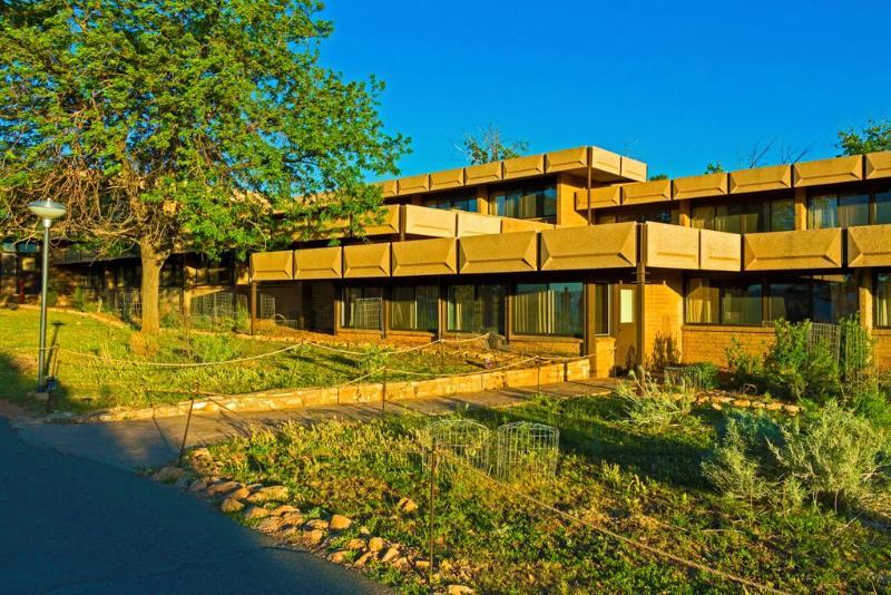 Thunderbird Lodge Chinle Buitenkant foto